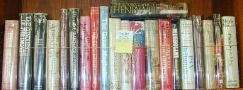 Group lot of approximately 21 volumes on history