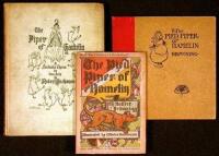 Lot of three illustrated editions of the Pied Piper of Hamelin