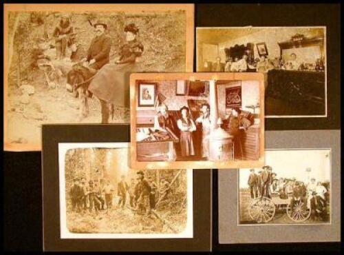 Lot of 21 photographs