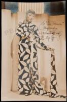 1938 ca. inscribed photograph of Chinese-American movie star Anna May Wong