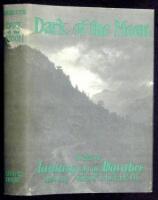 Dark of the Moon: Poems of Fantasy and the Macabre