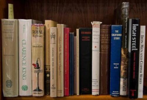 Shelf lot of western Americana