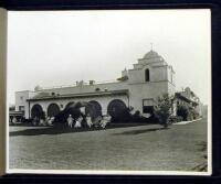 El Cabellero Country Club (cover title)