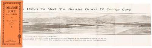 Orange Cove, California: "Fruits Famous for Flavor" - with lare fold-out panorama