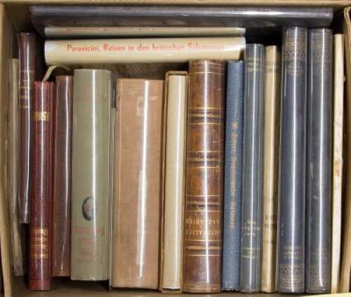 Small shelf of books in German on the South Pacific