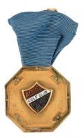 Medal from the 1933 Motion Picture Tournament awarded to Bobby Jones