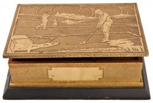 Humidor / Music Box with golfing scene on lid
