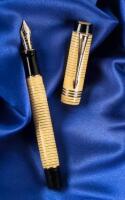 PARKER: Duofold Centennial "Bumblebee" Limited Edition Fountain Pen