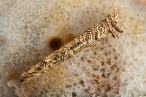 LABAN: Dragon Vermeil Limited Edition Fountain Pen