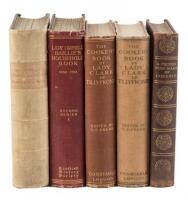 (Five Accounts of English Households)