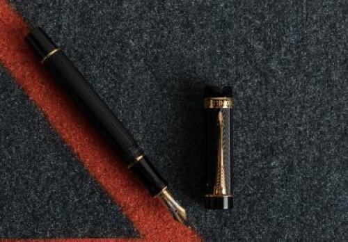 PARKER: Duofold Greenwich Meridian 2000 Special Edition Fountain Pen