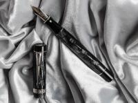 PARKER: Duofold Centennial Black DNA Limited Edition Fountain Pen