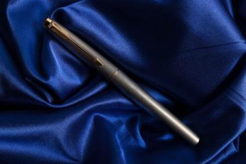 PARKER: T1 Titanium Fountain Pen and Ballpoint, Limited Production