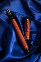 PARKER: Duofold Streamline Special Fountain Pen, Red, Canadian