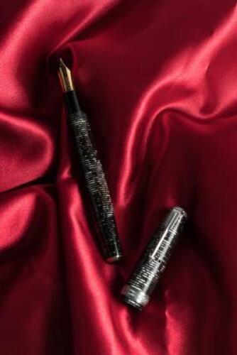 PARKER: Vacumatic Maxima Fountain Pen, Grey Stripe, "PARKER VACUMATIC" Band, Rare