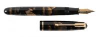 PLATINUM: Pheasant and Mount Fuji Maki-e Fountain Pen by Shuzan