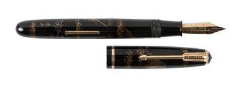 PLATINUM: Pheasant and Mount Fuji Maki-e Fountain Pen by Shozan