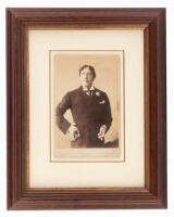 Cabinet card studio photograph of Oscar Wilde