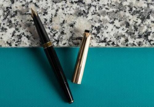 No. 72 Meisterstück Fountain Pen, Rolled Gold Cap