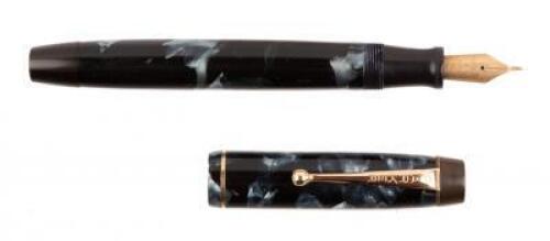 Duofold Victory Fountain Pen, Deep Blue Pearl