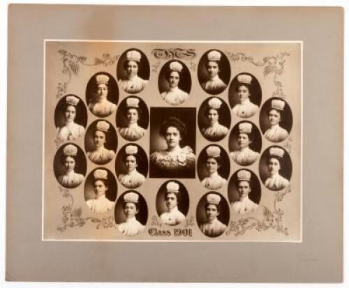 Graduating Class of Nurses, 1901