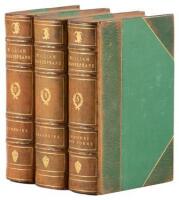 The Works of William Shakespeare: The Definitive Text With Notes and Glossary
