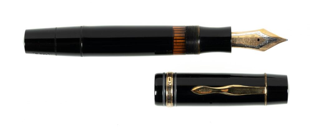 Meisterstuck No. L 139 G Short Window Fountain Pen