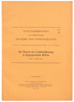 Zur Theorie der Lichtfortpflanzung in dispergierenden Medien