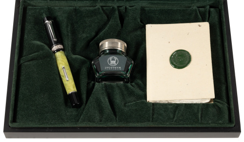 DELTA: Lugdunum Limited Edition Fountain Pen