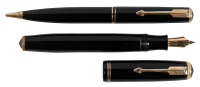 PARKER: Vacuum-Filler Slender Black Celluloid Fountain Pen and Propelling Pencil Set