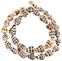 Early Hawaiian Cone Shell Lei Necklace &ndash; ex Leo Fortess Collection