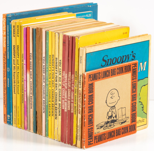 Approx. 25 Charlie Brown and Peanuts books