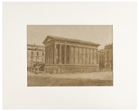 Maison Carr&eacute;e