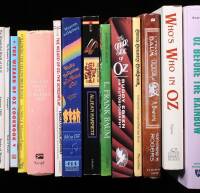 Lot of approx. 28 volumes related to The Wizard of Oz