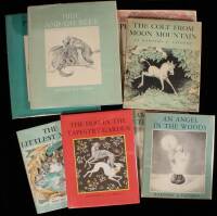 Lot of 8 volumes written and illustrated by Dorothy Lathrop
