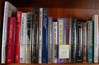 18 books on Autograph Collecting